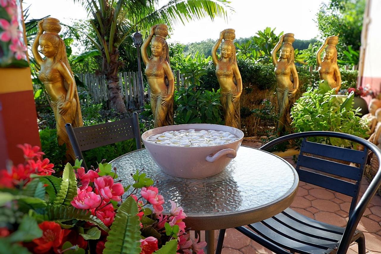 Bali Boutique Hotel Suratthani Сураттхани Экстерьер фото
